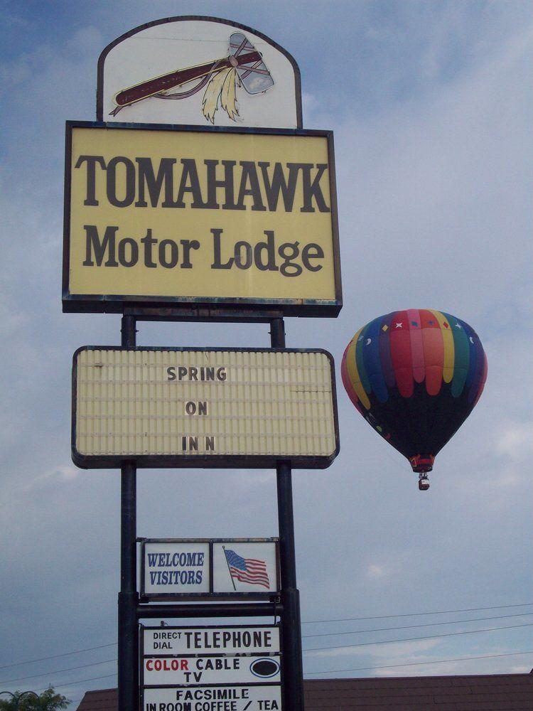 Tomahawk Motor Lodge Ривертон Экстерьер фото
